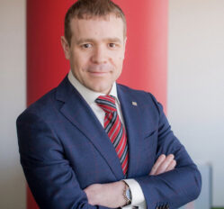 Дмитрий Сахапов